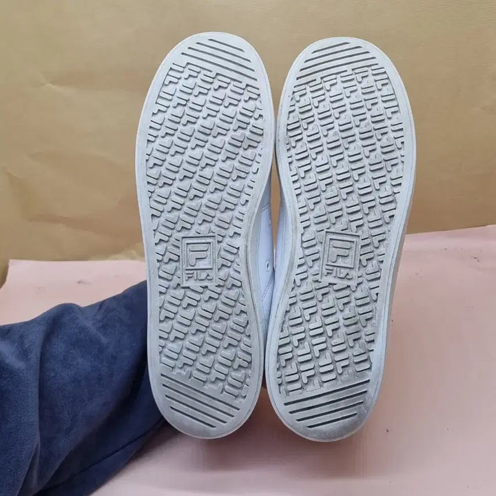 [BUNJANG] Fila Court Deluxe Velcro Men&