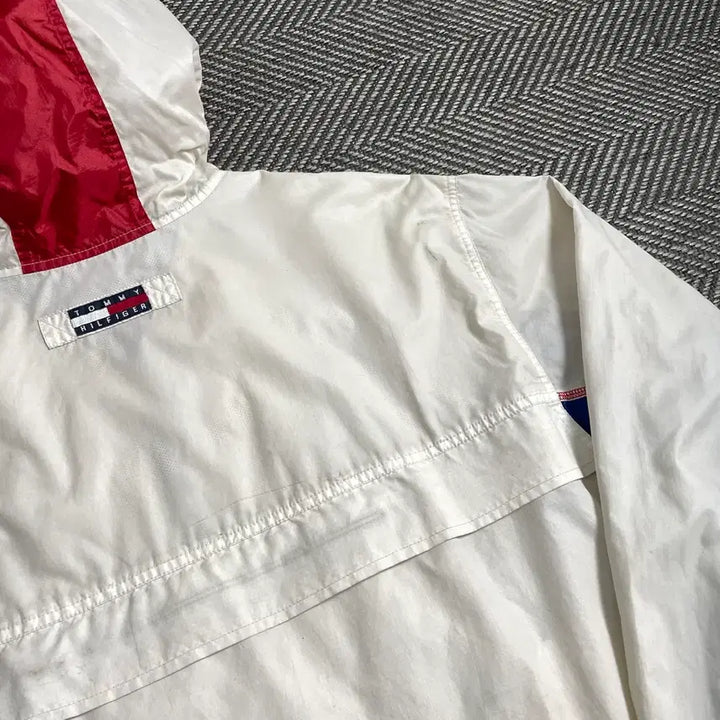 [BUNJANG] Tommy Hilfiger Spellout Big Logo Windbreaker Jacket / 00s 타미힐피거 스펠아웃 빅로고 바람막이o 5013