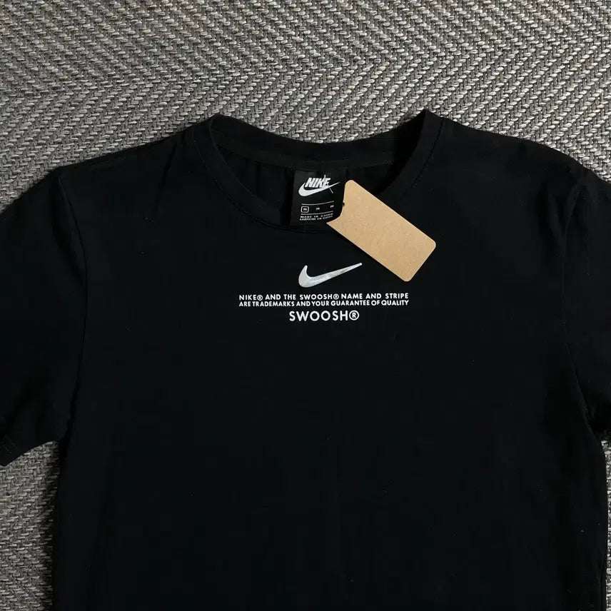 [SOLD OUT] 나이키 NSW 스우시 빅로고 반팔 티셔츠o 5015