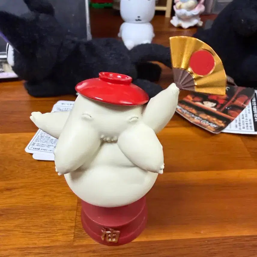 [SOLD OUT] 센과치히로 오시라사마 흔들피규어