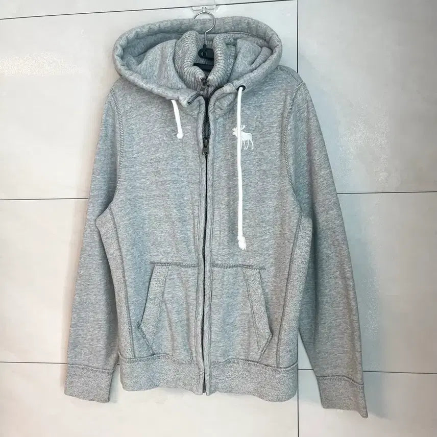 [BUNJANG] Abercrombie White Reindeer Hoodie Gray [L] / 아베크롬비 화이트 순록 후드집업 그레이 [L]