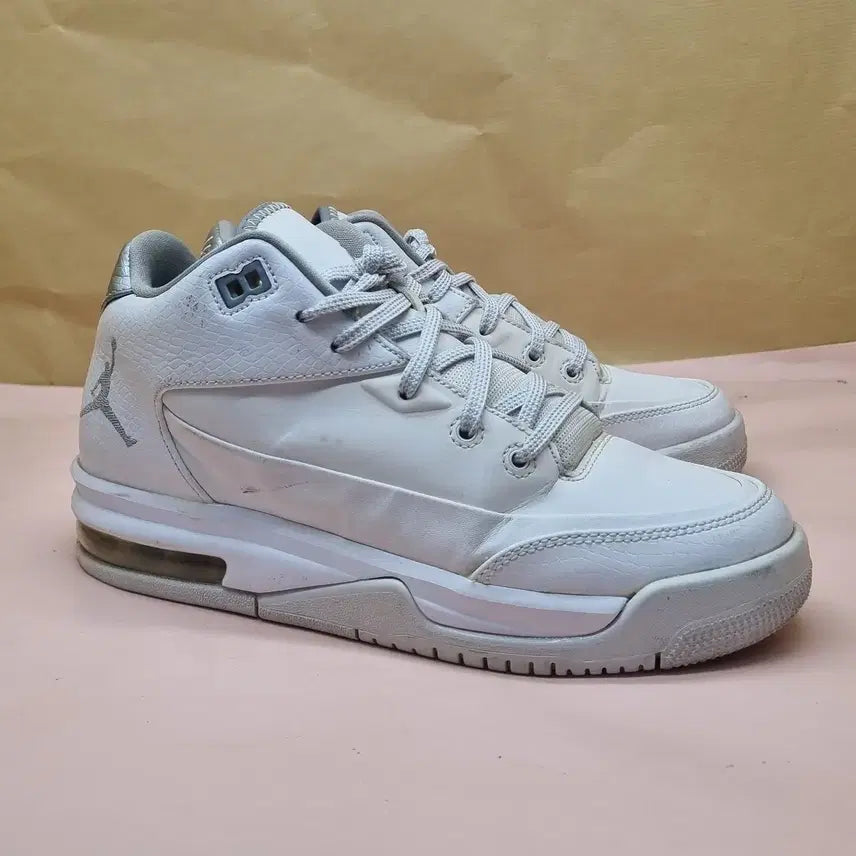 [BUNJANG] Nike Jordan Flight Origin 3 Sneakers / 나이키 조던 플라이트오리진3 235