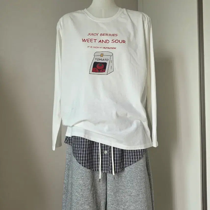 [BUNJANG] Imported Tomato Print Long Sleeve T-shirt / 수입 긴팔 티셔츠