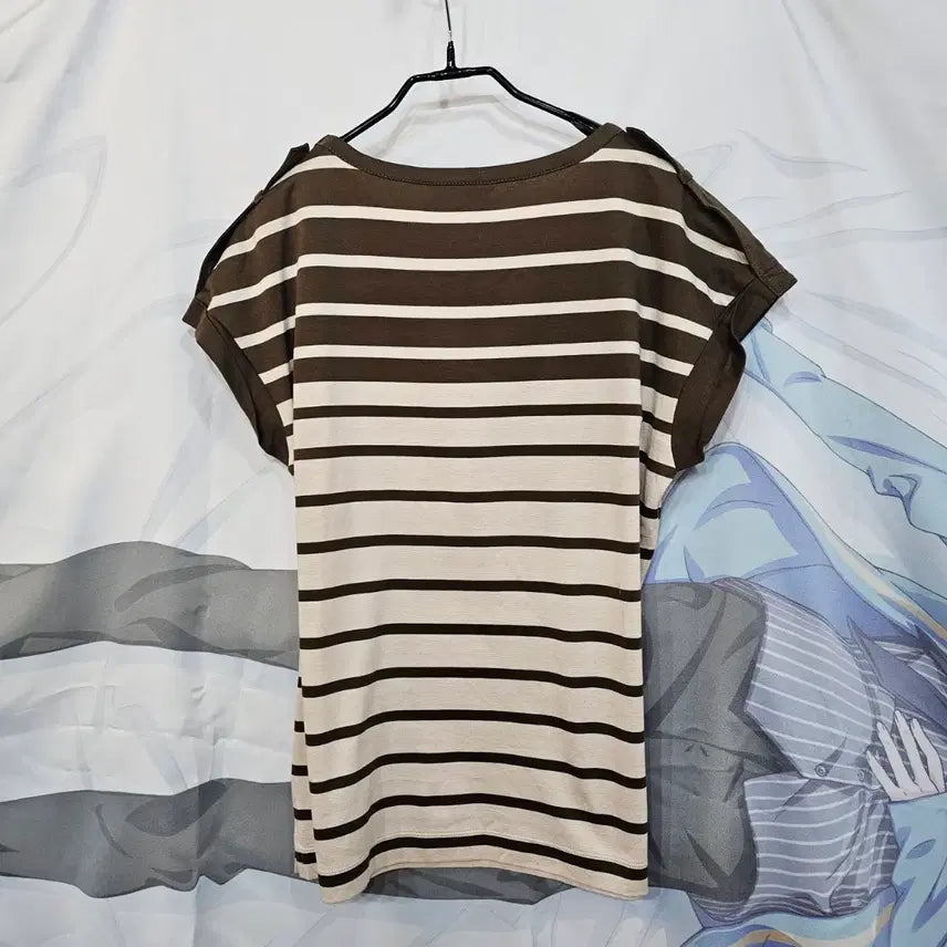 [BUNJANG] Burberry Striped T-shirt / 버버리 스트라이프 티셔츠