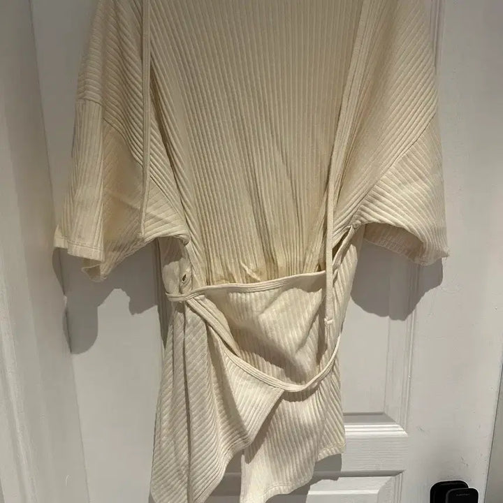 [SOLD OUT] 베이스레인지 반팔 S
