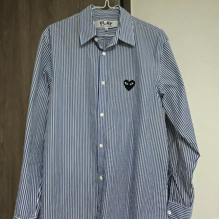 [SOLD OUT] [M]꼼데가르송 플레이 스트라이프 셔츠