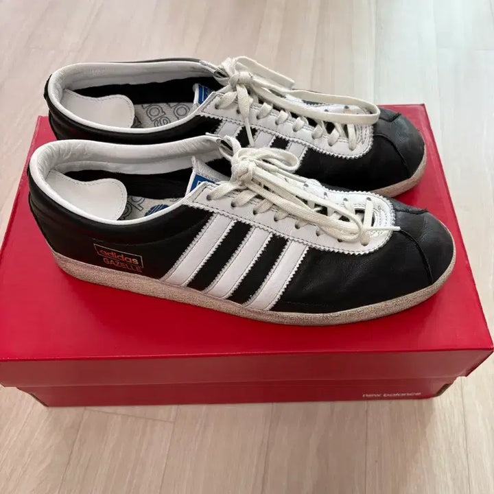 [BUNJANG] Adidas Gazelle Vintage Black Sneakers / 270 아디다스 가젤 빈티지 블랙