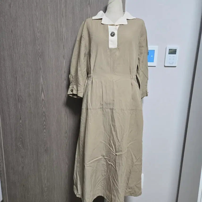 [SOLD OUT] !!오늘만 이 가격  키이스 23년식 카라넥 7부 롱 롱 원피스 베이지