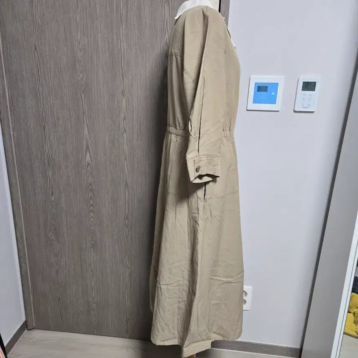 [SOLD OUT] !!오늘만 이 가격  키이스 23년식 카라넥 7부 롱 롱 원피스 베이지
