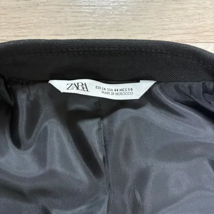 [BUNJANG] ZARA Man Black Blazer (European Size 54) / [새제품] zara man 자라 블랙 남성블레이저 유럽54 사이즈 새상품
