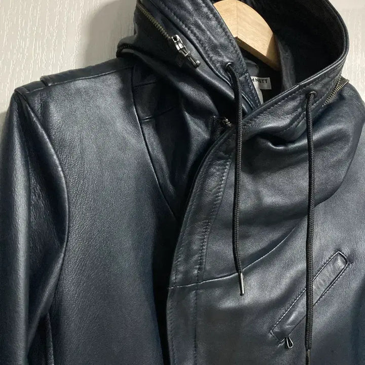 [SOLD OUT] 00s 캐서린햄넷 에일리언 후드 가죽 자켓