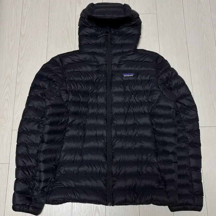 [BUNJANG] Patagonia Down Sweater Hoody (M) / [M] 파타고니아 다운스웨터 후디