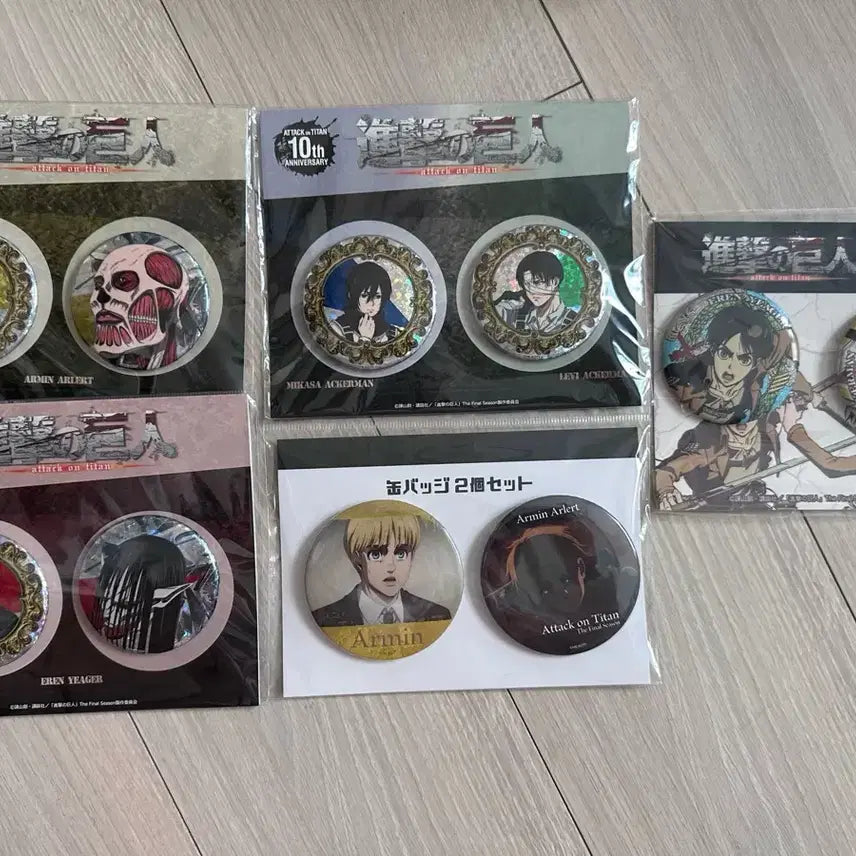 [BUNJANG] Attack on Titan Badge Set / 진격의 거인 뱃지 세트