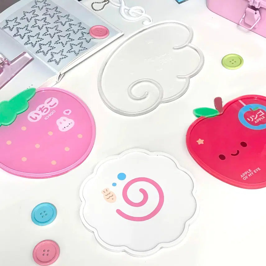 [BUNJANG] Strawberry, Apple, and Narutomaki Acrylic Tray / 사과 / 나루토마키 / 딸기 아크릴 트레이