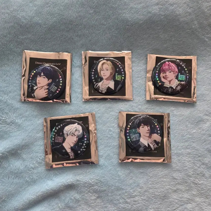 [BUNJANG] PLAVE Quantum Leap Gymnastics Concert Can Badge Bundle Set / 플레이브 퀀텀리프 체조콘 캔뱃지 드볼세트