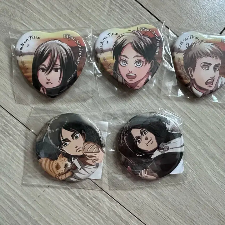 [BUNJANG] Attack on Titan Can Badge / 진격의 거인 캔뱃지