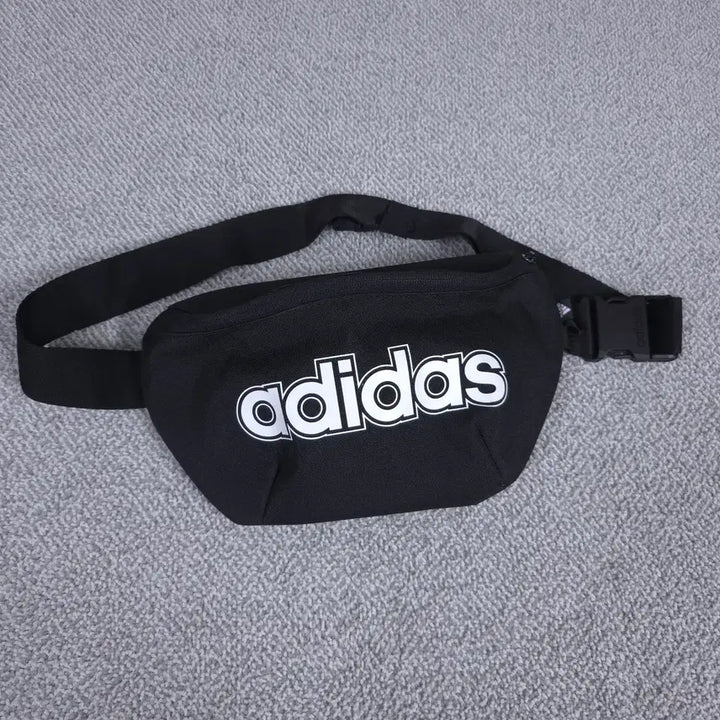 [BUNJANG] Adidas Black Sling Bag Hip Pack / 아디다스 블랙 슬링백 힙색 가방