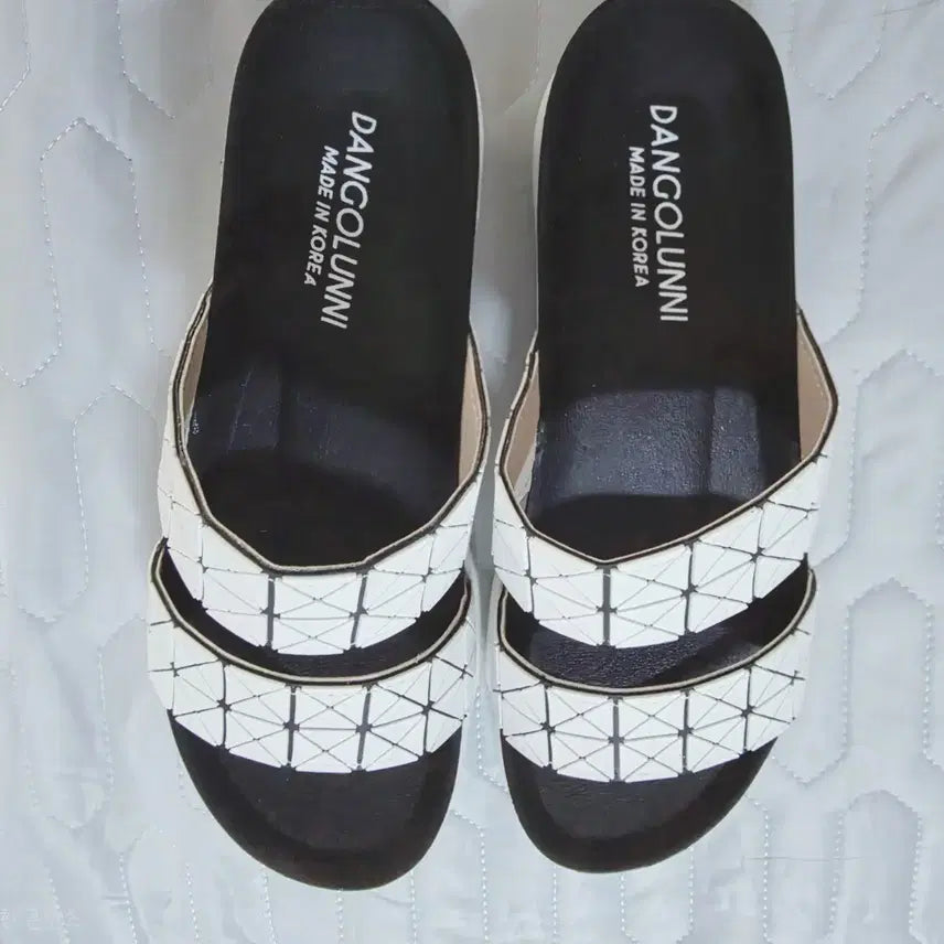 [SOLD OUT] 실제착샷 여름용 슬리퍼 230사이즈