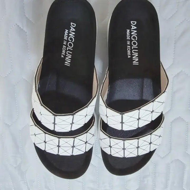 [SOLD OUT] 실제착샷 여름용 슬리퍼 230사이즈