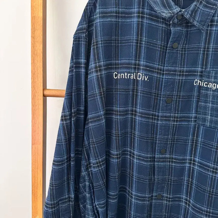 [BUNJANG] NBA Chicago Bulls Checkered Shirt (Size L) / NBA 시카고 불스 체크 셔츠 남방(사이즈L)