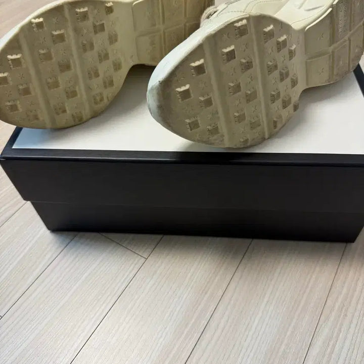 [BUNJANG] Gucci Rhyton Sneakers (Women&