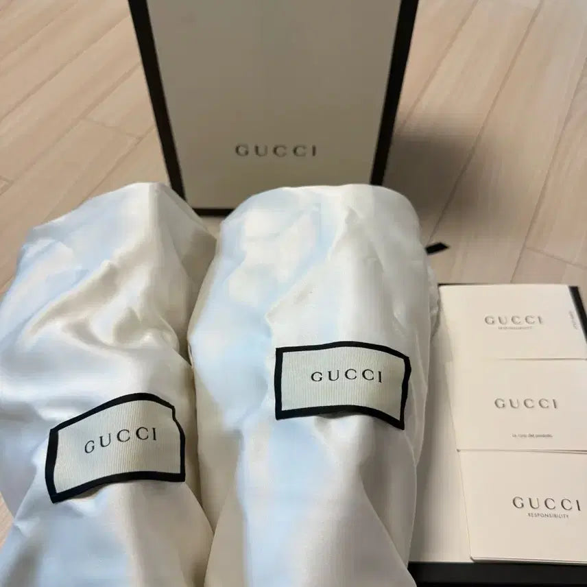 [BUNJANG] Gucci Rhyton Sneakers (Women&