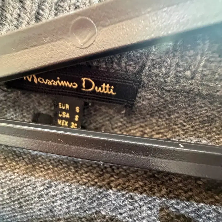 [BUNJANG] Massimo Dutti Grey Floral Knit Sweater / 마시모두띠 회색 꽃무늬 니트 스웨터