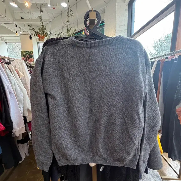 [BUNJANG] Massimo Dutti Grey Floral Knit Sweater / 마시모두띠 회색 꽃무늬 니트 스웨터