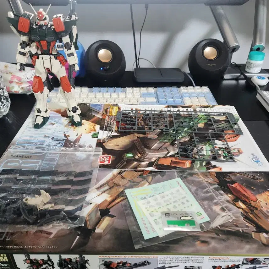 [BUNJANG] MG Buster Gundam (Pre-assembled) with LED Unit / (무료배송)MG  버스터 건담 가조립,led 유닛