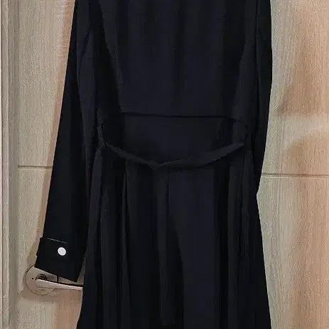 [BUNJANG] Plastic Island Black Belted Coat / 플라스틱아일랜드 블랙 벨티드 코트