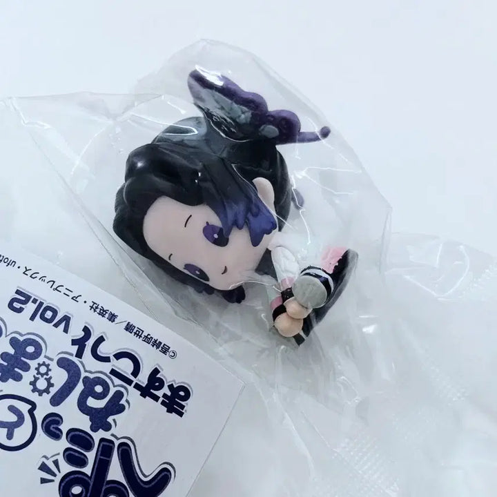 [SOLD OUT] 귀멸의 칼날 귀칼 태엽 가챠 페탓토 피규어 - 코쵸우 시노부