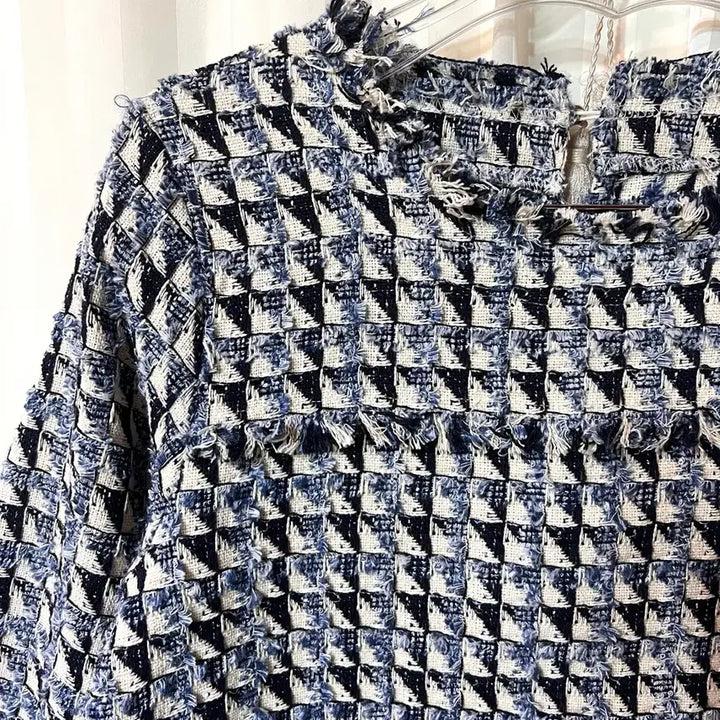 [BUNJANG] BESTI BELLI Tweed Blouse Top Size 55 / (1회착) 베스티벨리 BESTI BELLI 트위드 상의 블라우스 탑 55