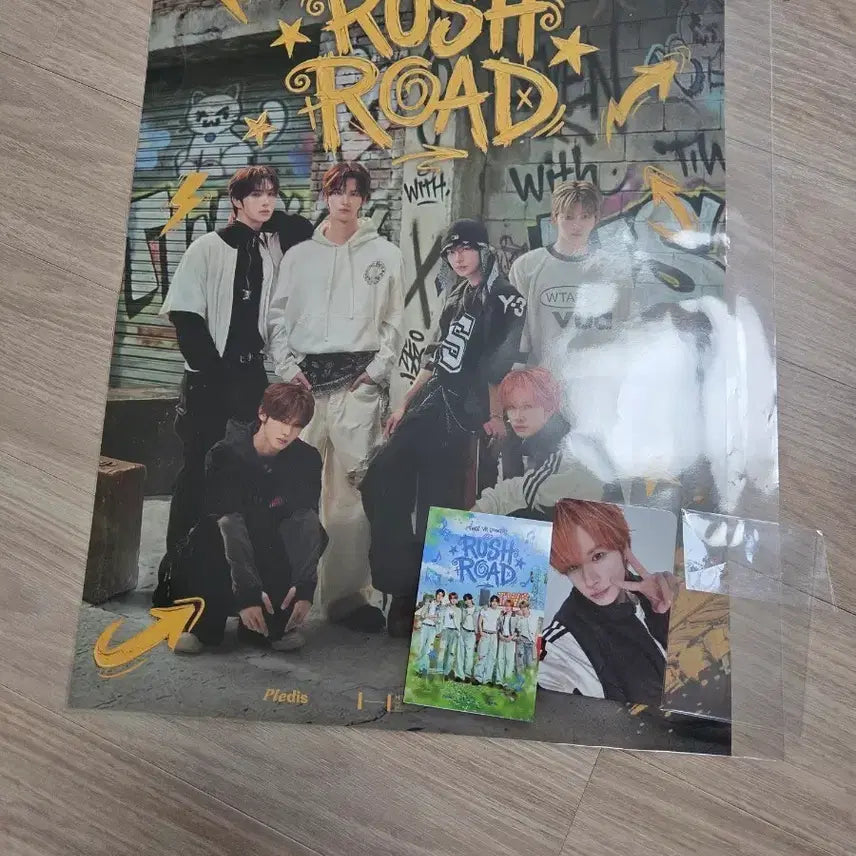 [BUNJANG] TWS Kyeongmin 2nd Photocard + VR Concert POB Poster / 투어스 VR 콘서트 5주차 특전 포스터 + 경민 2차 포토카드 일괄