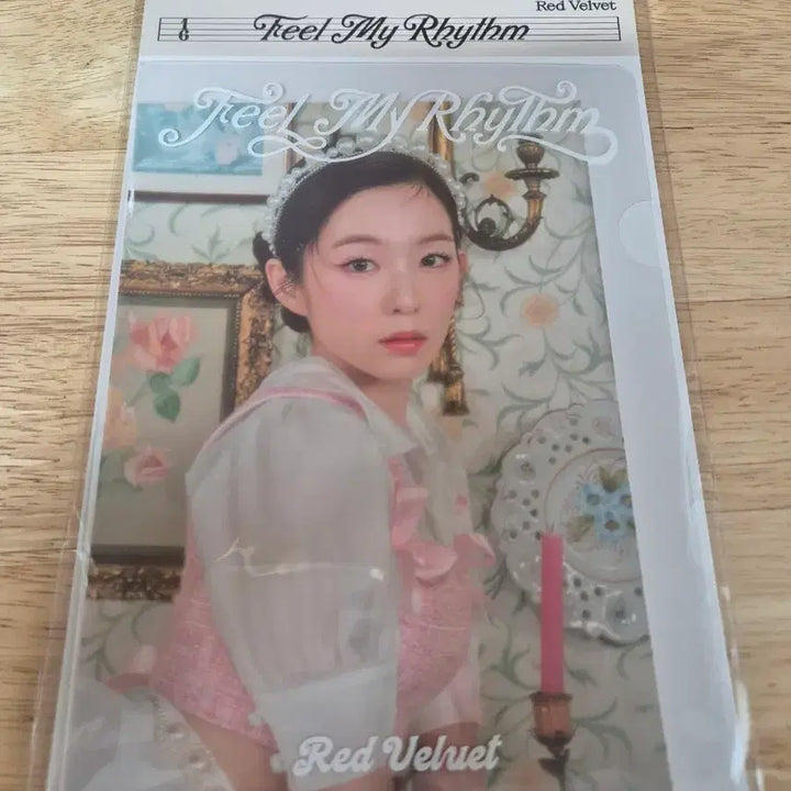 [BUNJANG] Red Velvet Irene Postcard + Photocard Holder Set / (미개봉)레드벨벳 아이린 엽서+홀카 세트