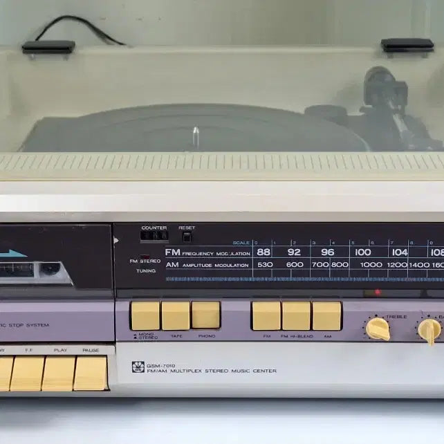 [BUNJANG] Goldstar GSM-7010 Vintage Turntable Cassette Radio / 근대사 수집 자료 옛날 금성 골드스타 턴테이블 카세트 라디오