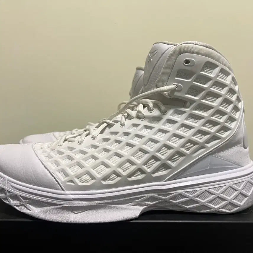[BUNJANG] Nike Kobe 3 Protro "All White" Basketball Shoes / 285 zk3 코비3농구화 프로트로