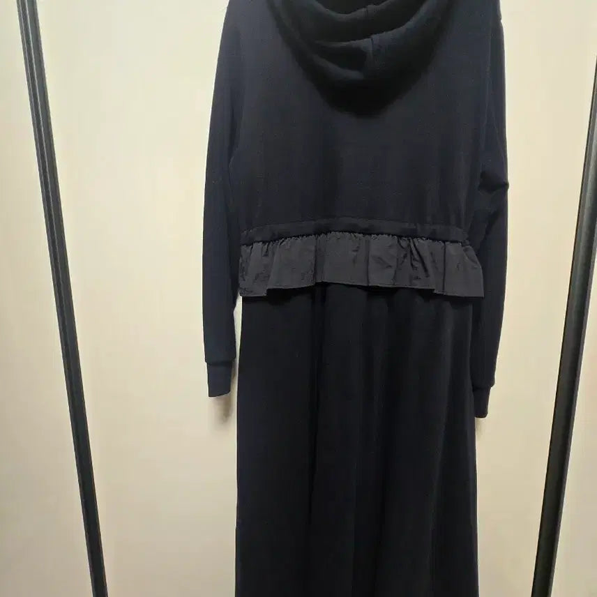 [BUNJANG] Satin Black Hooded Long Dress Free Size / 샤틴 블랙 후드 롱 원피스 free