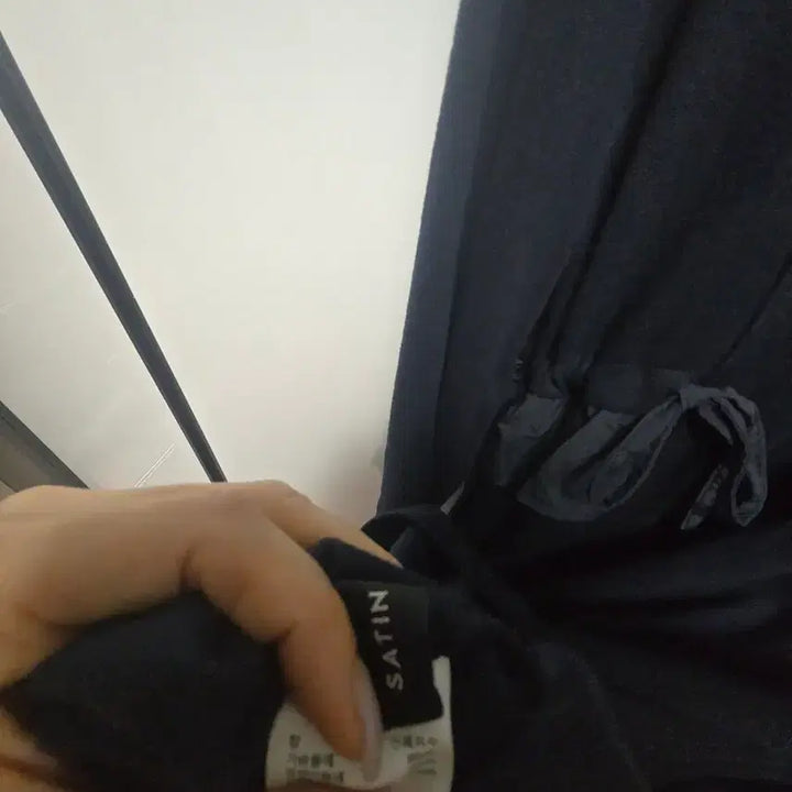 [BUNJANG] Satin Black Hooded Long Dress Free Size / 샤틴 블랙 후드 롱 원피스 free