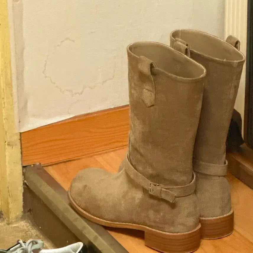 [BUNJANG] Takteu Roeme Beige Suede Boots / 타크트로이메 베이지 스웨이드 부츠 팔아요