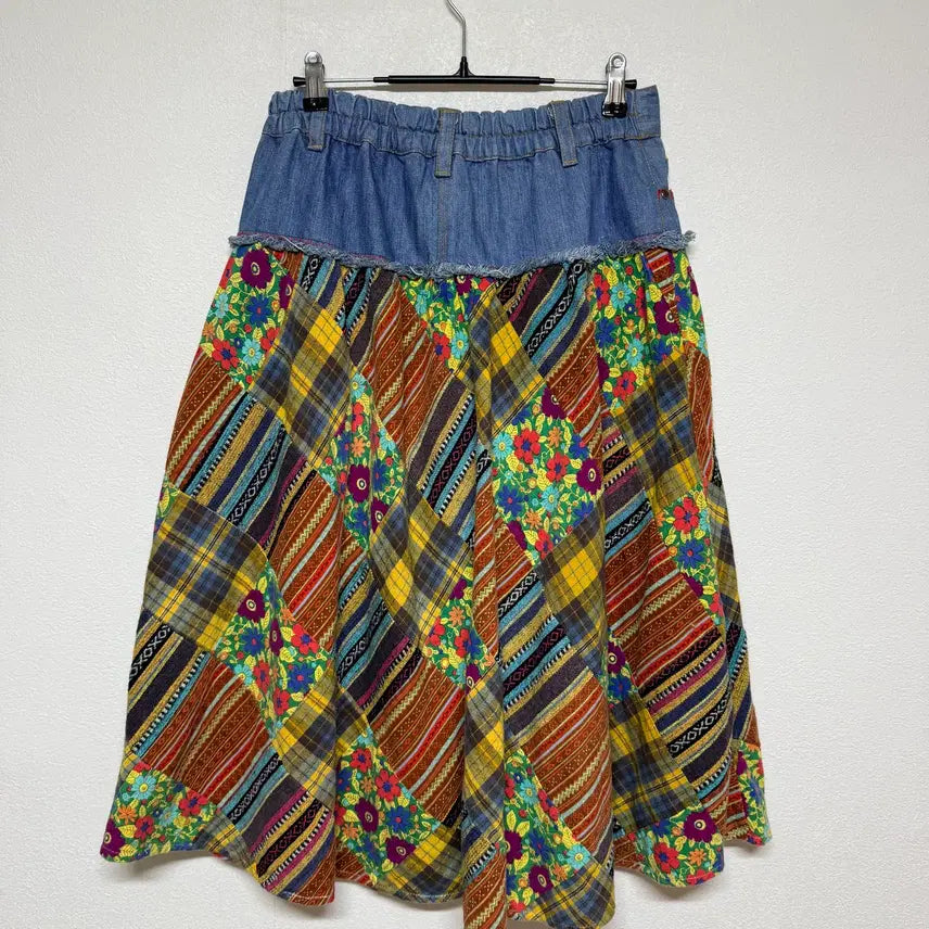 [BUNJANG] Titica Vintage Denim Patch Flare Skirt L / 티티카카 빈티지 데님 패치 플레어 스커트 L