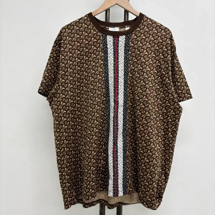 [SOLD OUT] [L]버버리 모노그램 스트라이프 반바지