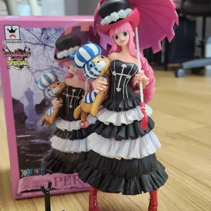 [BUNJANG] DXF Grandline Lady Perona Figure / (개봉) DXF 그랜드라인 레이디 페로나 피규어 판매합니다