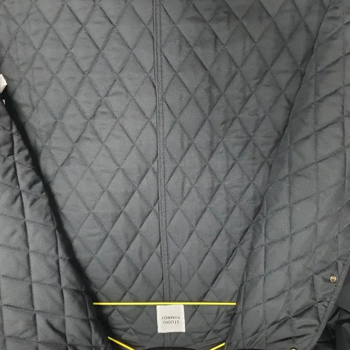 [BUNJANG] Studio Tomboy Quilted Corduroy Jacket - Black (F) / 스튜디오톰보이 퀼팅 자켓 코듀로이 카라 블랙 F
