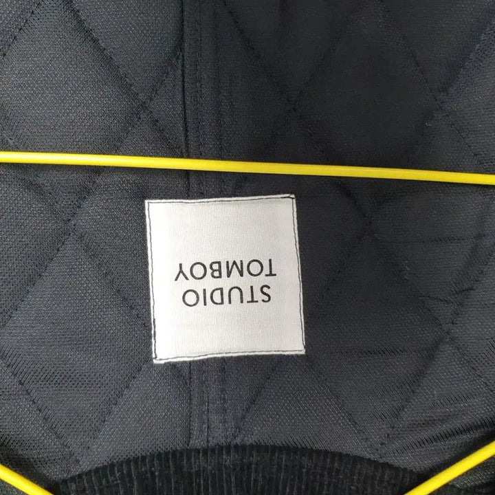 [BUNJANG] Studio Tomboy Quilted Corduroy Jacket - Black (F) / 스튜디오톰보이 퀼팅 자켓 코듀로이 카라 블랙 F