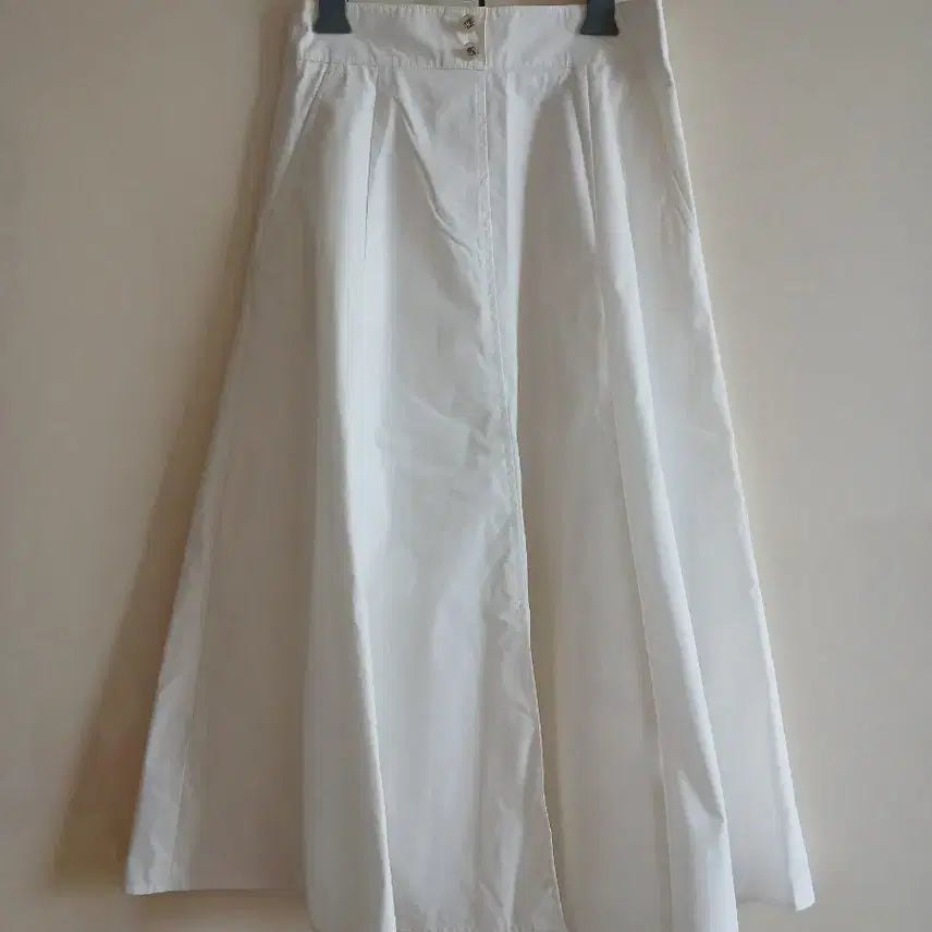 [SOLD OUT] 로엠 스커트/미착용