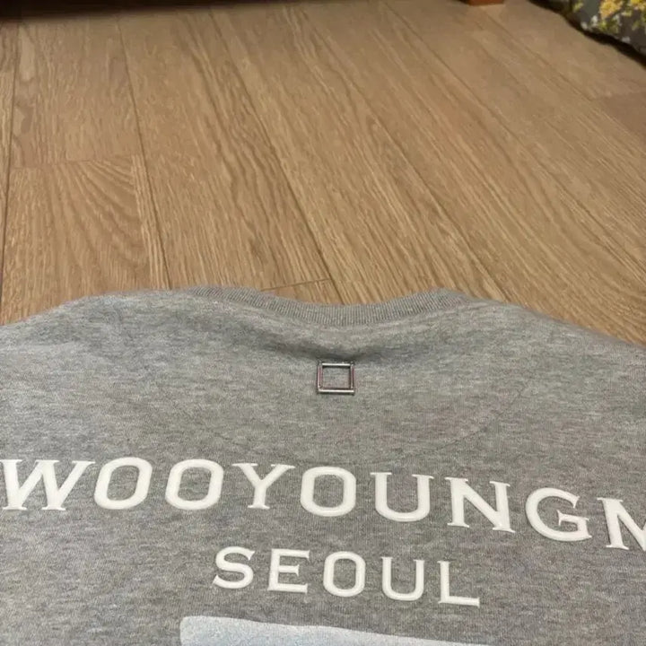 [BUNJANG] Wooyoungmi Celadon Logo Sweatshirt Gray / [50/A급/크림판]우영미 청자 맨투맨 그레이 50사이즈