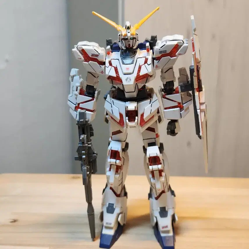 [BUNJANG] Bandai Unicorn Destroy Mode HG Assembled Model Kit / [HG][가조립] 유니콘 (디스트로이모드