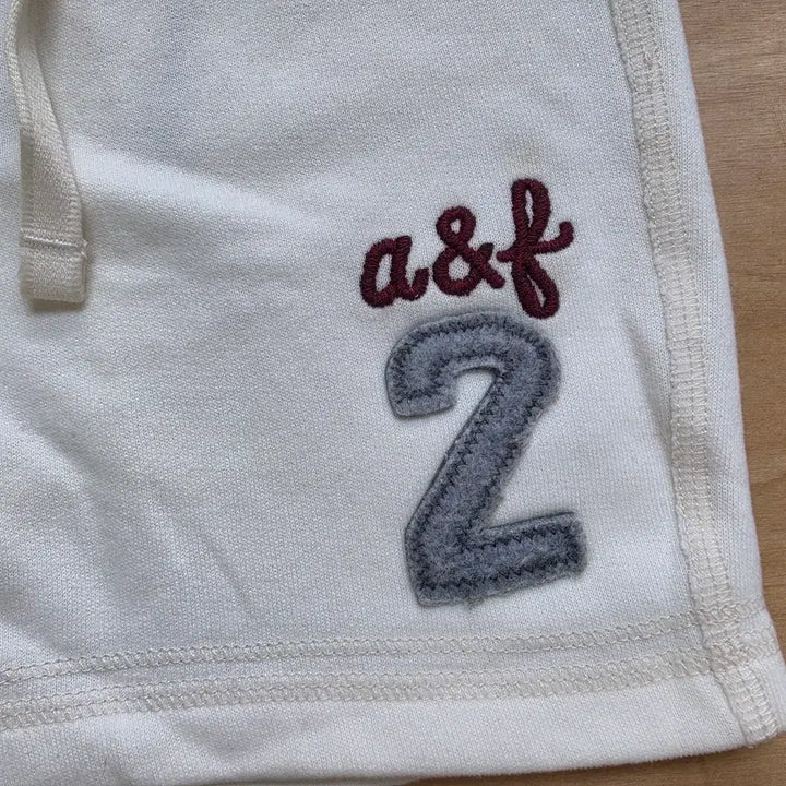 [BUNJANG] Abercrombie Kids Logo Training Shorts White / [정품] 아베크롬비 키즈 로고 트레이닝 반바지 (화이트)