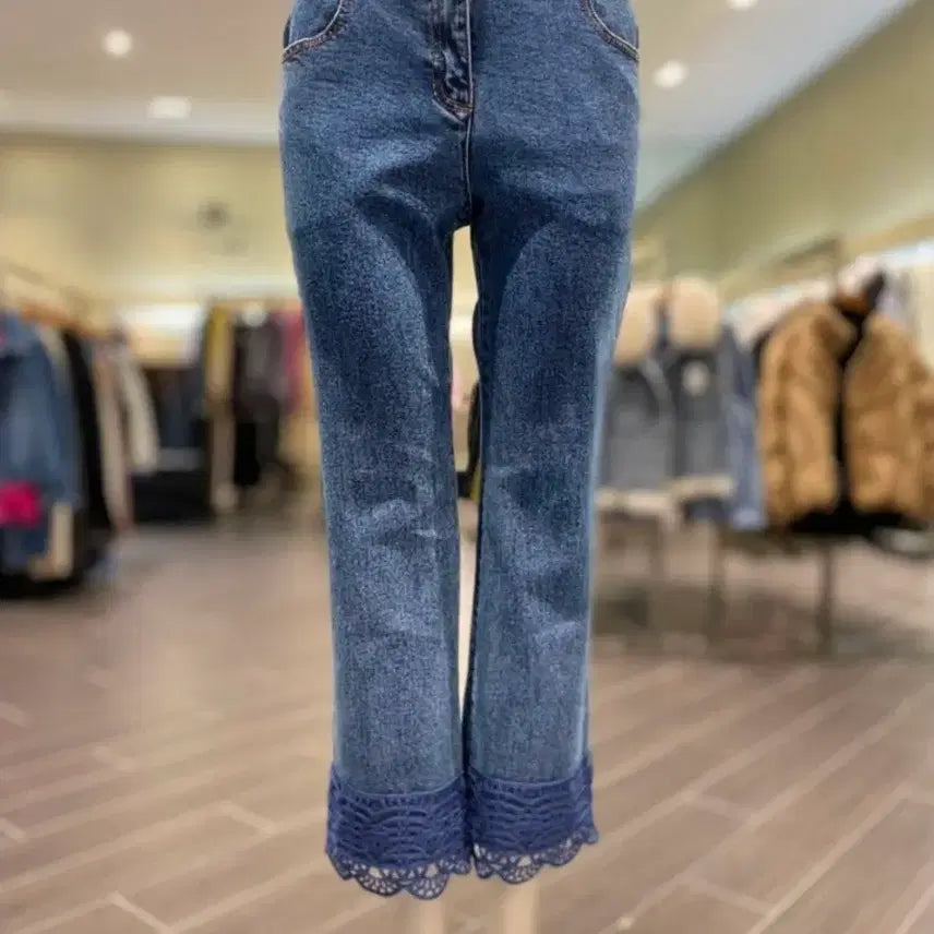 [BUNJANG] Ozzie Colette Crochet Block Denim Pants / 한섬 오즈세컨 크로셰 블록 데님팬츠