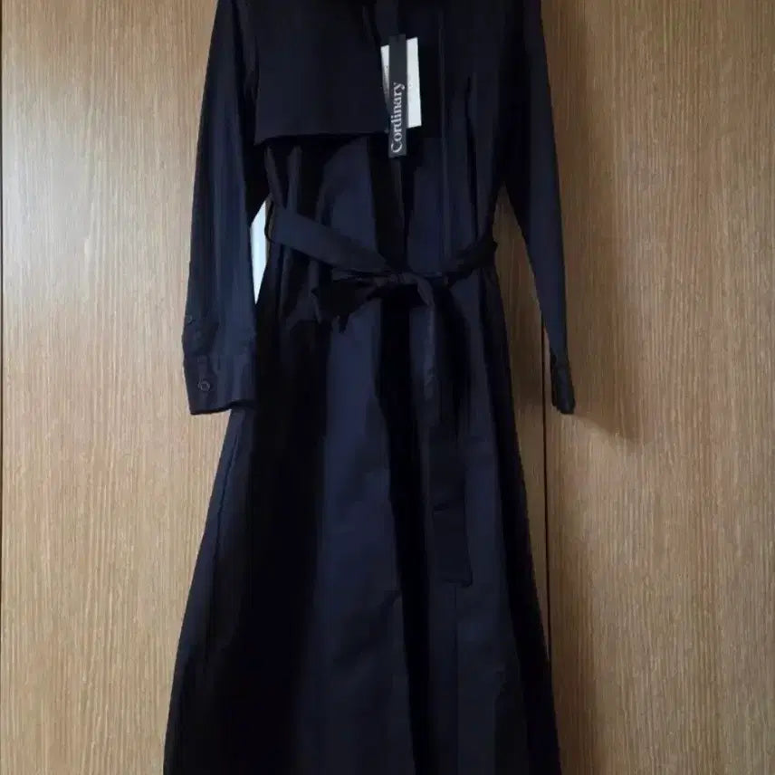 [SOLD OUT] 코디너리 트렌치코트 겸 원피스 새상품 택달림
